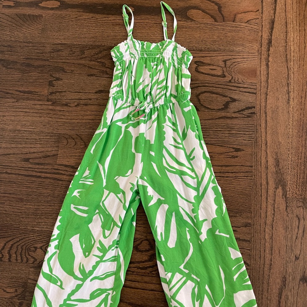 Used Girls Size XS Target Lilly Pulitzer jumper!